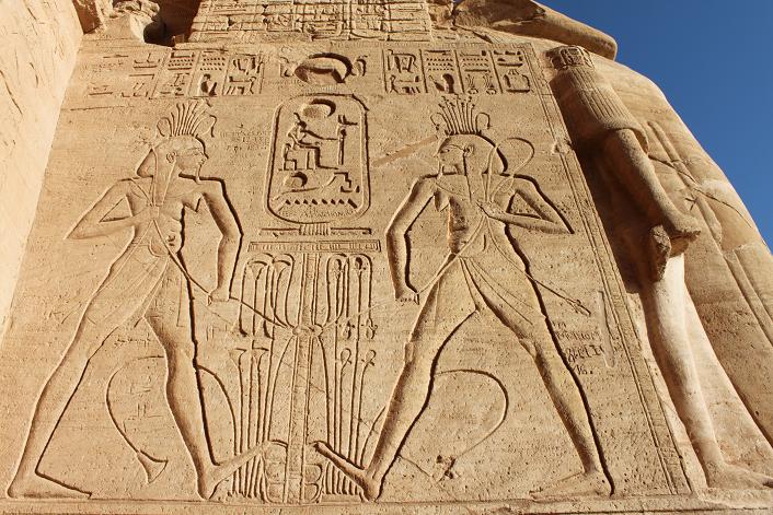 アブシンベル＆フルーカ 013