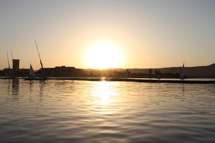 アブシンベル＆フルーカ 082